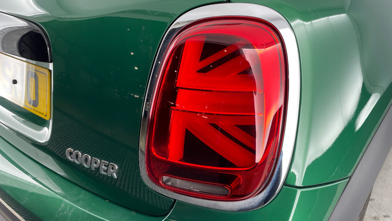 MINI Cooper 2.0 C Classic 2dr Auto Petrol Convertible